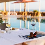 酒店 Amr - Durres 4*
