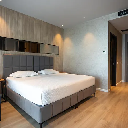 Amr - Durres 4* Škalngur