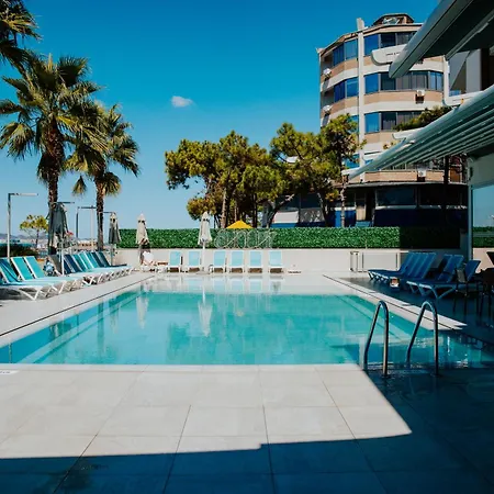 Amr - Durres 4*