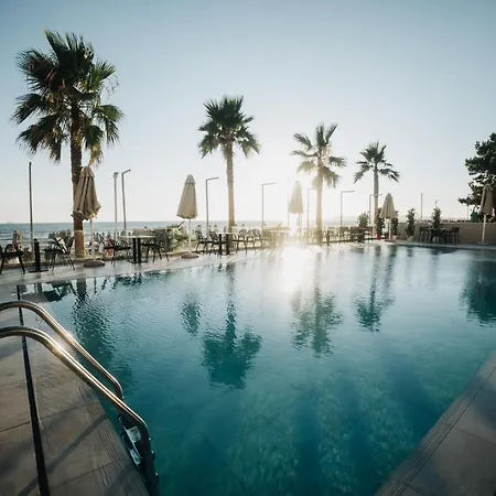 Amr - Durres Hotel