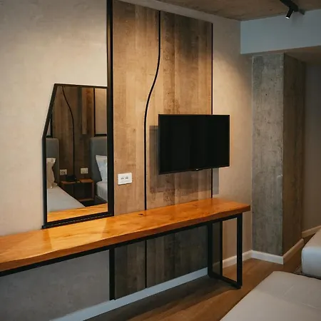 Отель Amr - Durres Shkallnur