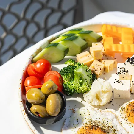 Отель Amr - Durres Shkallnur