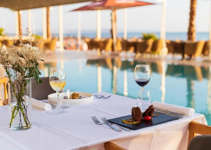 Hotel Amr - Durres 4*