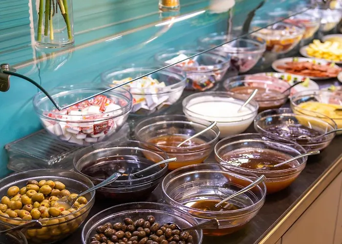 Hotel Amr - Durres 4*